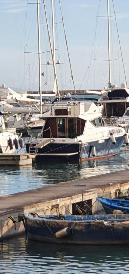 Hotel Salerno Yacht Exteriér fotografie